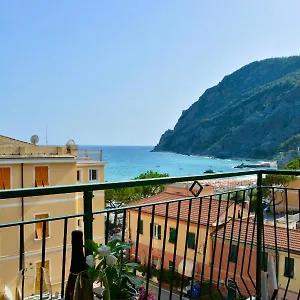  Guest house Monterosso Italy