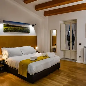 ** Bed & Breakfast Ballarooms Centro Italy